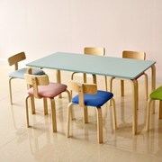 Bàn tư vấn giáo dục sớm Trung Quốc bàn dài đồ nội thất chơi lớp ngắn đệm đặt mẫu giáo bàn và dải ghế - Nội thất giảng dạy tại trường
