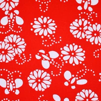 Красная бабочка длиной более 0,5 метра и не приспособлена