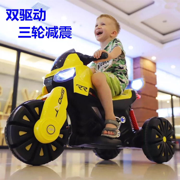 Xe máy trẻ em điện 2-7 tuổi nam và nữ đồ chơi trẻ em có thể ngồi người trẻ ba bánh sạc xe đẩy - Con lăn trượt patinet / trẻ em