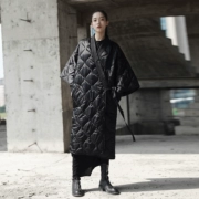 ĐƠN GIẢN ĐEN gió đen mùa đông Nhật Bản kimono dây đeo robe loose dài coat bông coat jacket nữ