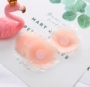 Tick ​​thỏ chống trượt núm vú chống va chạm nhẹ mồ hôi gel silicone vô hình quầng vú dính váy cưới bơi - Nắp núm vú shop đồ lót cao cấp