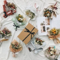 Брендовая маленькая подарочная коробка в форме цветка подходит для фотосессий, популярно в интернете, подарок на день рождения