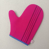 Красные перчатки