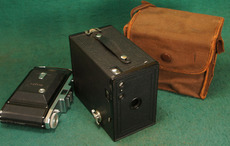 Камеры Кодак большая коробка---нет. Брауни 2а
