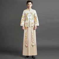 Модель мужской шампанского