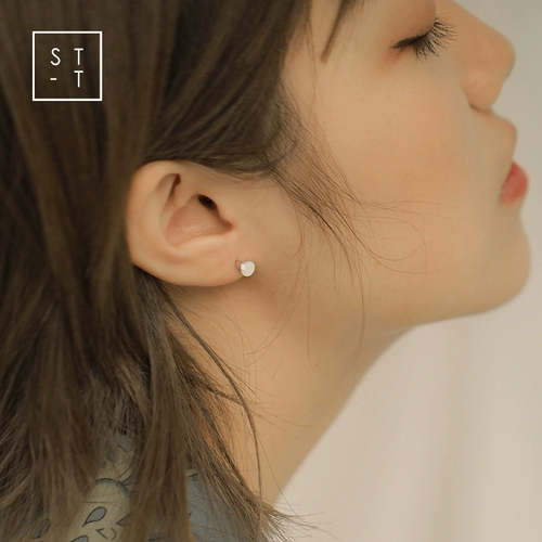 Элегантные белые свежие универсальные серьги, серебро 925 пробы, японские и корейские, простой и элегантный дизайн