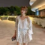 Áo khoác phao nữ mùa hè 2019 mới của Hàn Quốc Áo blazer mỏng + Quần lửng + Quần short hoa - Bộ đồ đồ bộ mùa đông nữ