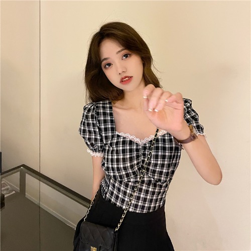 Hagridtemperament Lace shirt square neck Exposure of clavicle have cash less than that is registered in the accounts jacket female summer Design sense niche French puff sleeve lattice shirt