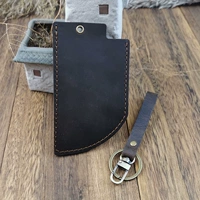 Темно коричневый