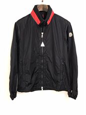 Куртка манжеты боковые коллекции Moncler монгольский