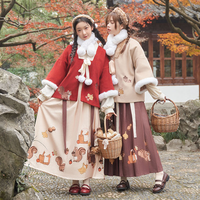 taobao agent SANKOUSAN original nuts squirrel Han elements ancient style set short jacket printed half skirt