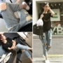 Quần jeans rách nữ xã hội xuân hè 2018 phiên bản Hàn Quốc mới của nữ sinh thủy triều bf hoang dã cởi quần chín điểm thiết kế thời trang nữ