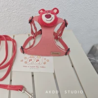 Клубничный медведь клубничный медведь обратно, чтобы отправить веревку