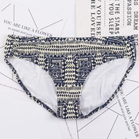 Châu Âu và Mỹ nữ gợi cảm chia bikini bikini eo thấp quần bơi một mảnh retro phong cách dân tộc gió in quần short boxer bộ đồ tắm