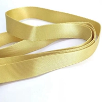 Светлые аксессуары из светло -желтого+золота