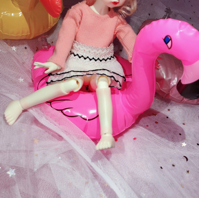 taobao agent Wild 8 4 points, 6 minutes, 8 minutes, Blythe Xiaobu Salon Barbie EXO can use the firebird baby to use the swimming ring