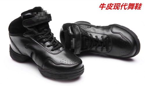 Современные кеды, туфли, спортивная обувь, мягкая подошва