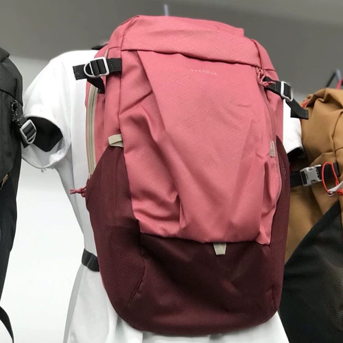 Спортивный рюкзак подходит для мужчин и женщин для отдыха для путешествий