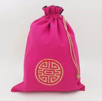 Роза красная