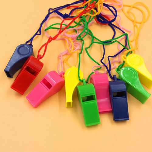 Многоцветный пластиковый свисток, дорожная игрушка для тренировок