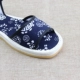 Cũ Bắc Kinh giày vải phụ nữ lớp dưới dép màu xanh và trắng sứ trung niên mẹ dép mùa hè dép vải