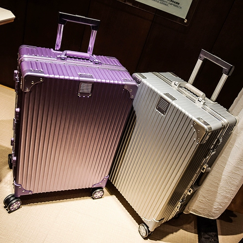 Универсальный чемодан, 28 дюймов