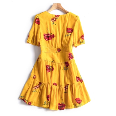 Chất béo Ding Sâu V-Cổ In Cổ Điển Váy Stereo Cao Eo Puff Tay Áo Ruffle Dress Silk Dress 2 Màu