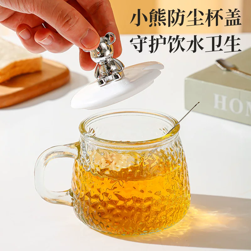 Glass tea cup, flavored tea, with little bears, custom-made